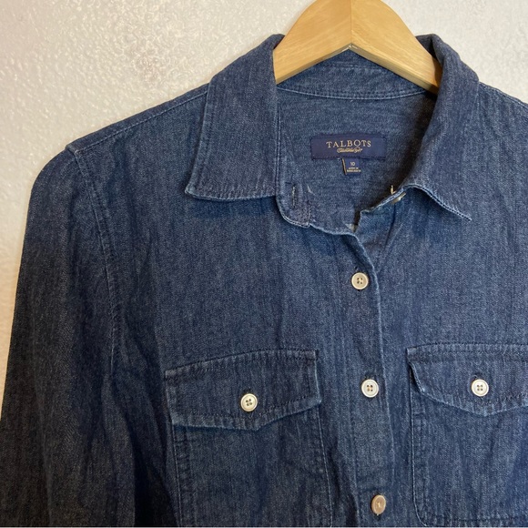 Talbots Chambray Dark Wash Button Up Collared Shirt Top 10 - Picture 2 of 9
